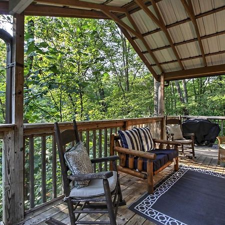 Gatlinburg Home With Hot Tub About 4 Mi To Town! Exterior photo
